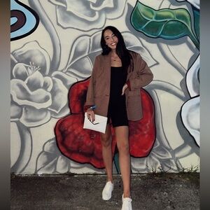 Oversized boyfriend fit plaid blazer